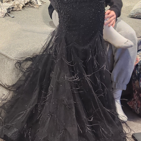 Prom dress - Picture 4 of 11